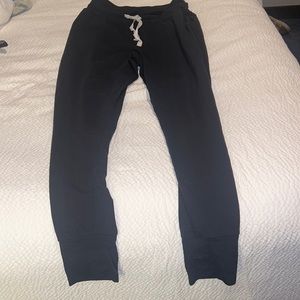 Gym shark sweatpants size small